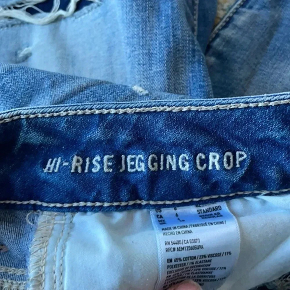 American Eagle hi-rise jegging crop, super stretch, distressed. Women’s size 6 - Picture 12 of 15